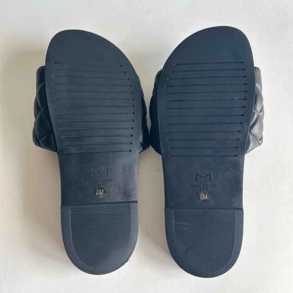 Marc Fisher Black Quited Leather Flip Flop Sandals size 8 - Picture 8 of 11